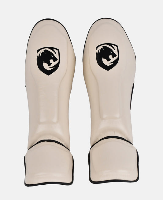 Heavy Duty Shin Guards with Enhanced Shock Resistance Design