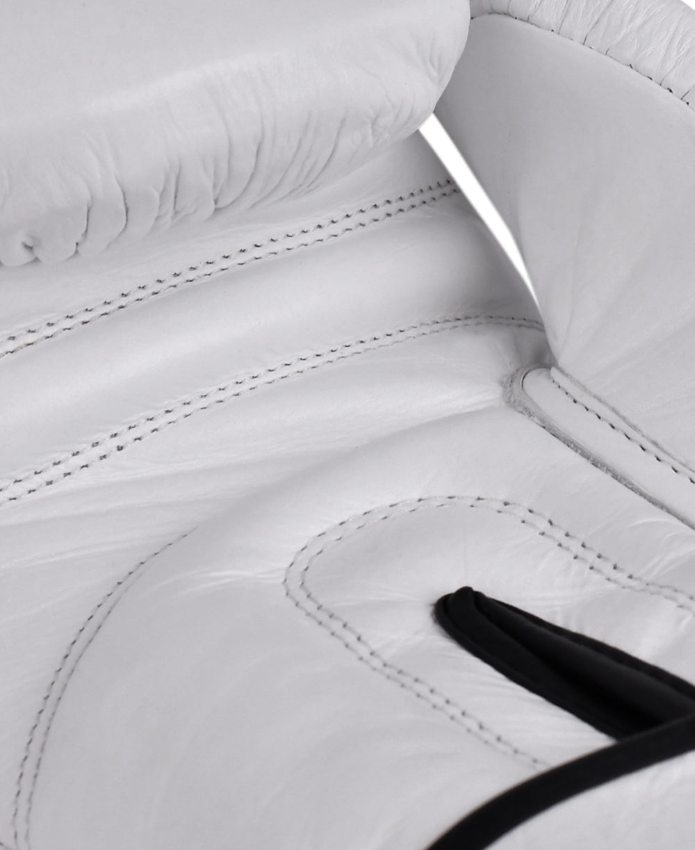 Stylish Boxing Gloves with Refined Look and Durable Performance
