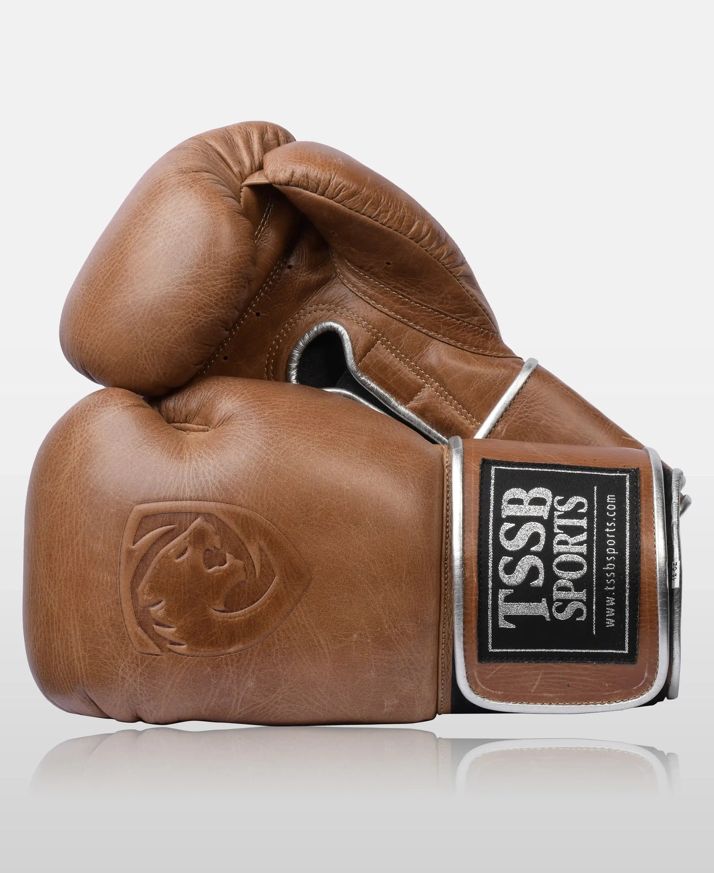 Hand-Stitched Caramel Crunch Heritage Leather Boxing Gloves – Old World Craftsmanship