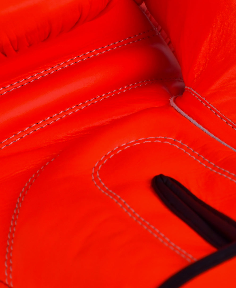 High Quality Training Gloves with Comfortable Fit and Strength