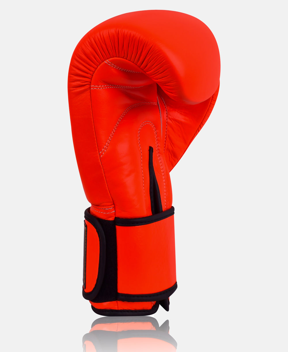 High Quality Training Gloves with Comfortable Fit and Strength
