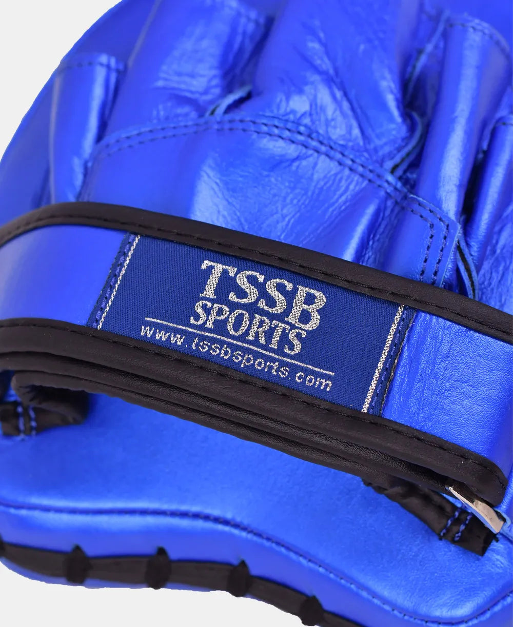 Premium boxing mitts with comfortable wrist support and padding